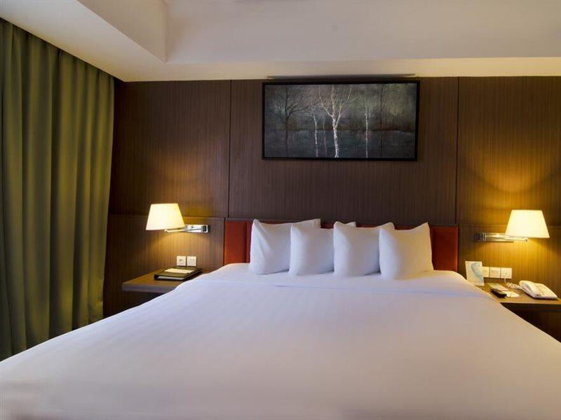 Soll Marina Hotel סרפונג מראה חיצוני תמונה