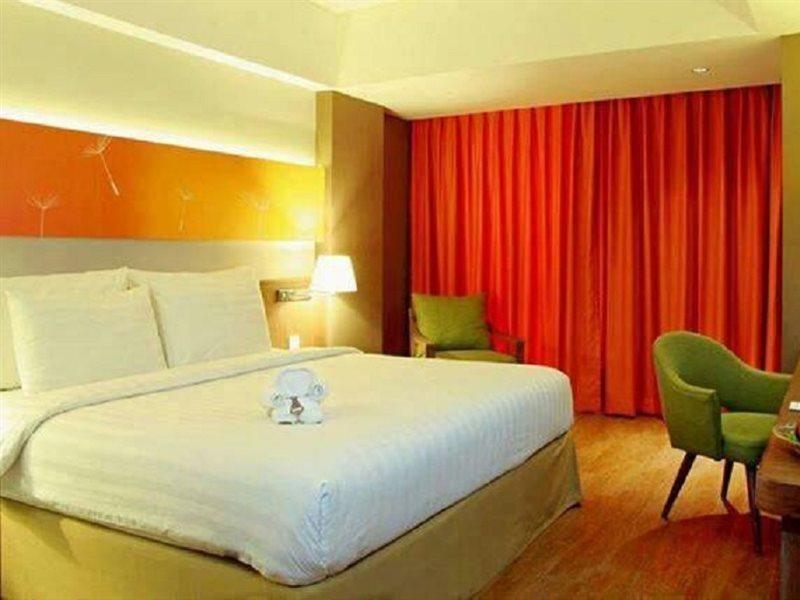 Soll Marina Hotel סרפונג מראה חיצוני תמונה