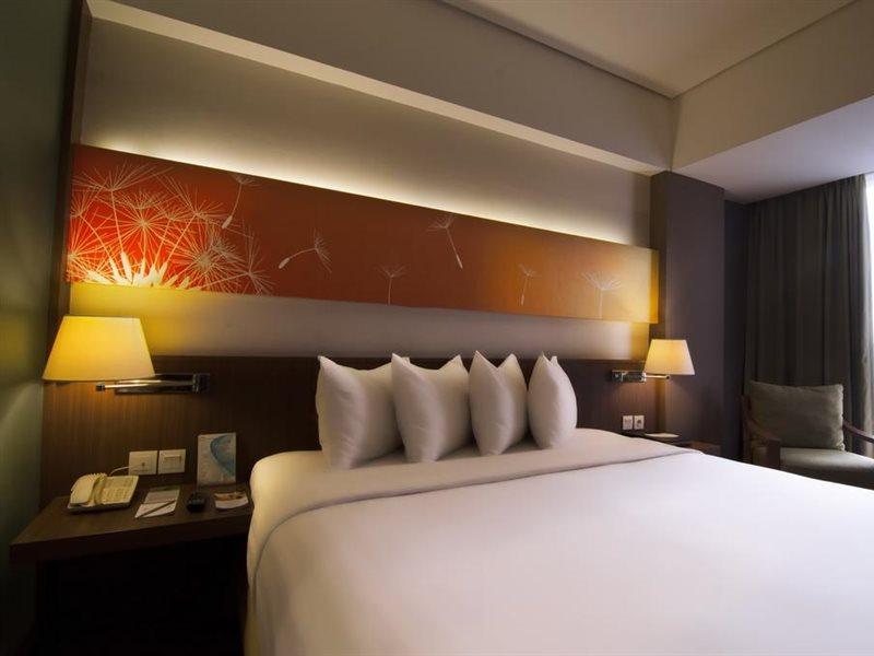 Soll Marina Hotel סרפונג מראה חיצוני תמונה