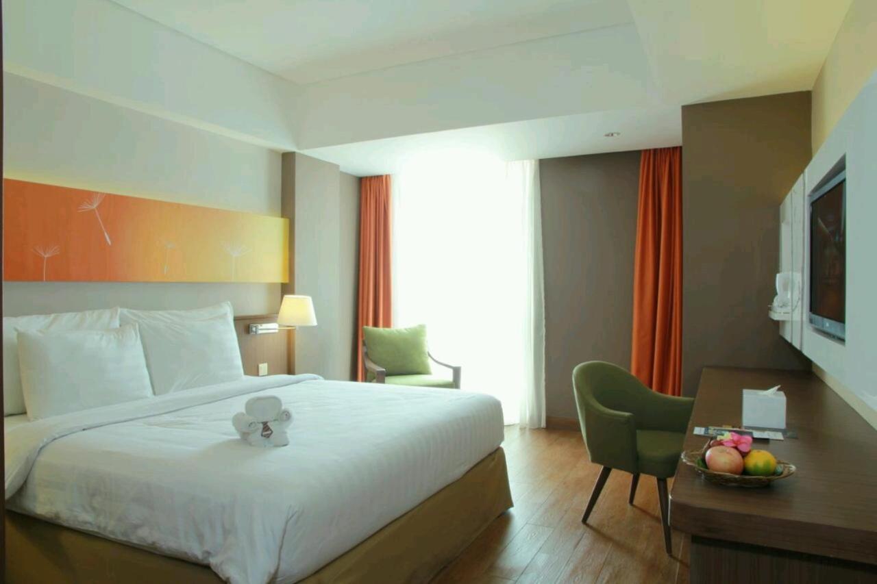 Soll Marina Hotel סרפונג מראה חיצוני תמונה