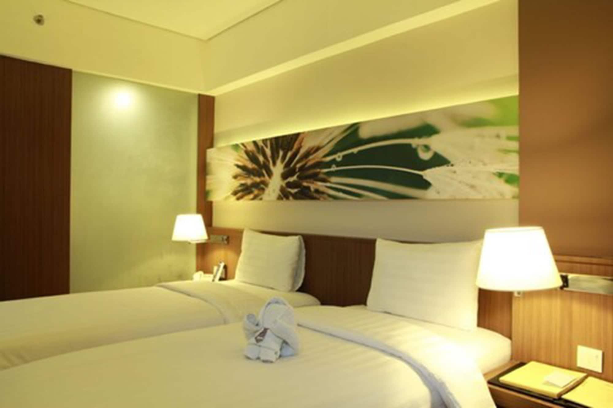 Soll Marina Hotel סרפונג מראה חיצוני תמונה