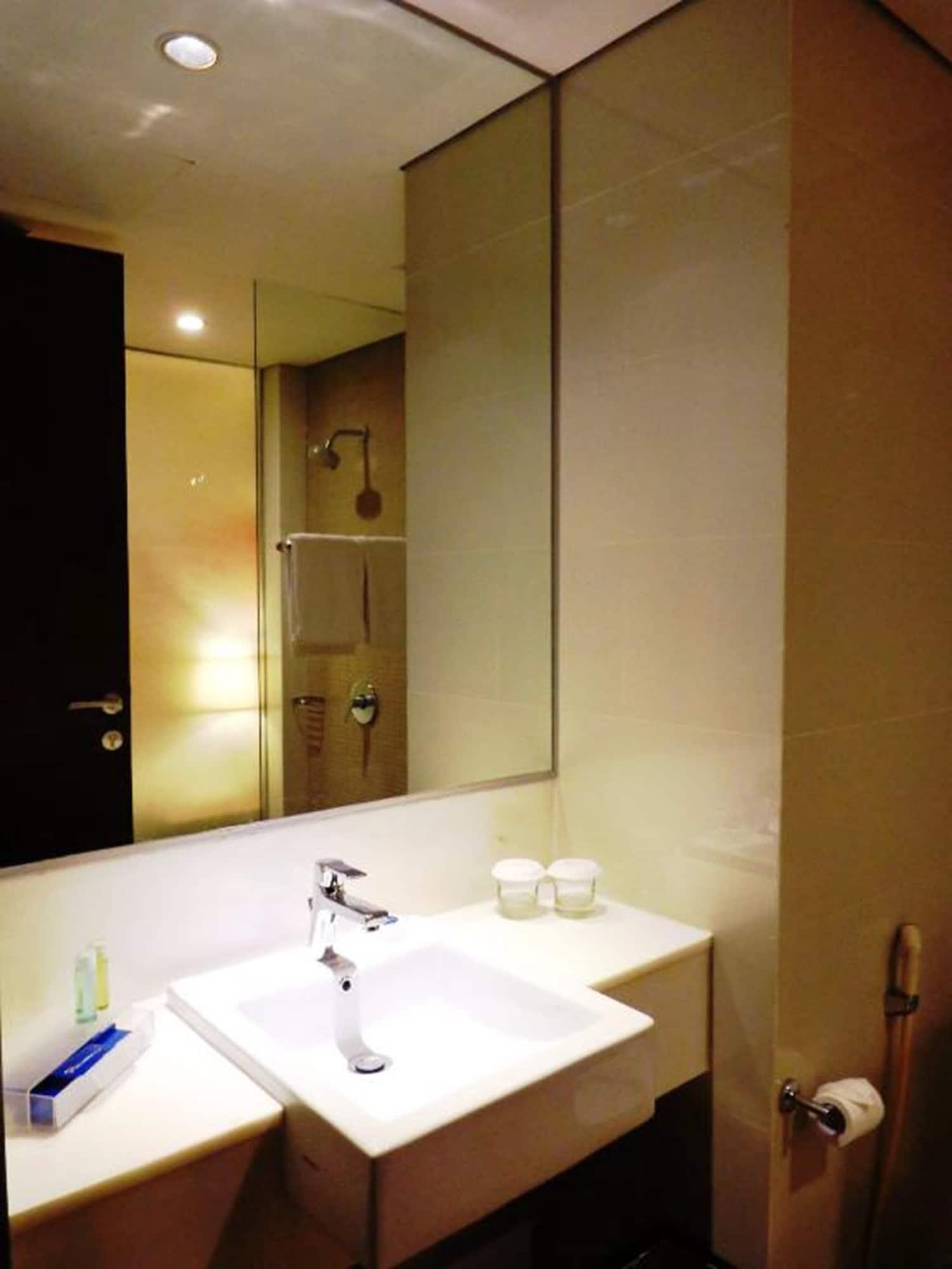 Soll Marina Hotel סרפונג מראה חיצוני תמונה