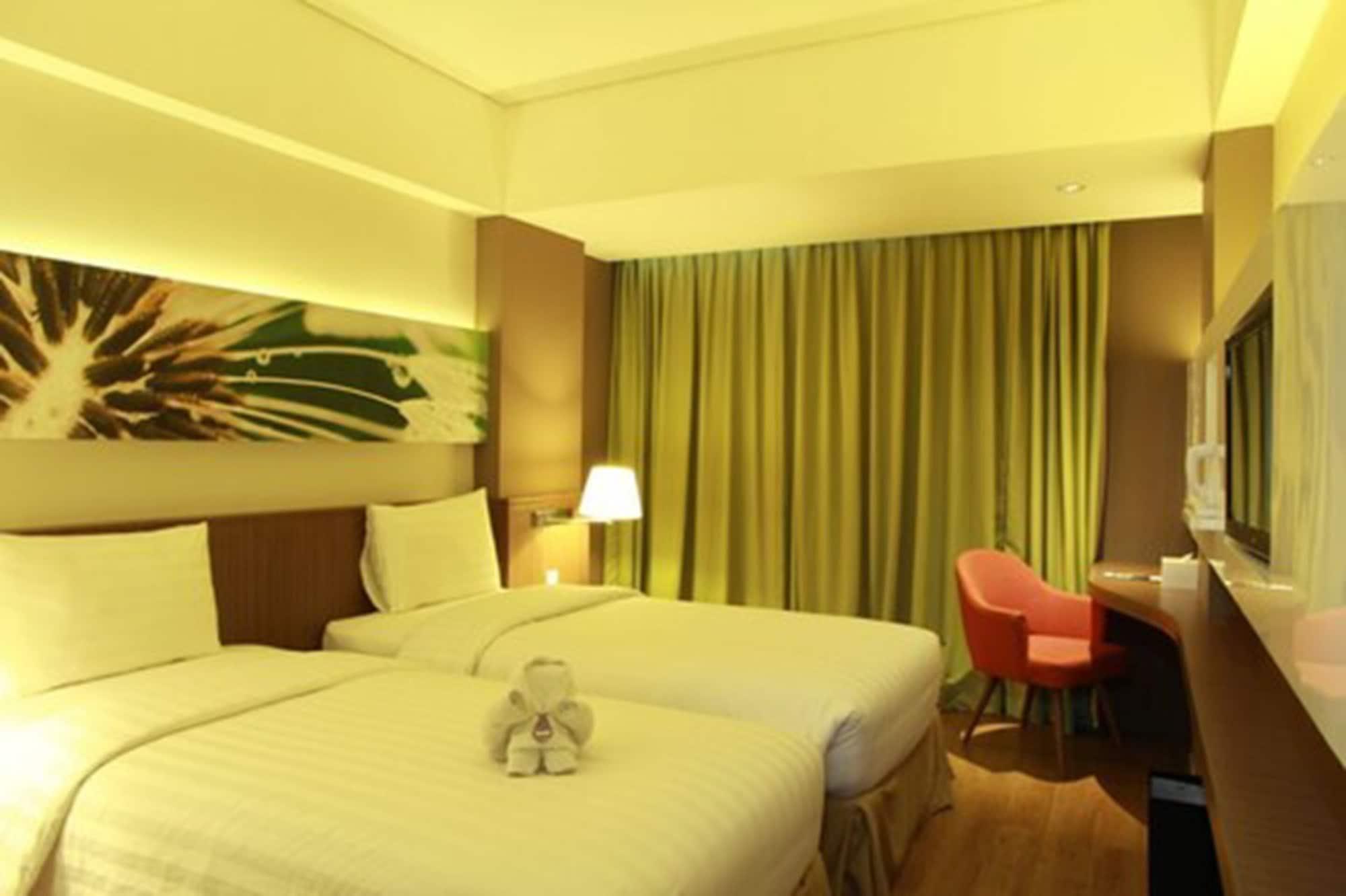 Soll Marina Hotel סרפונג מראה חיצוני תמונה