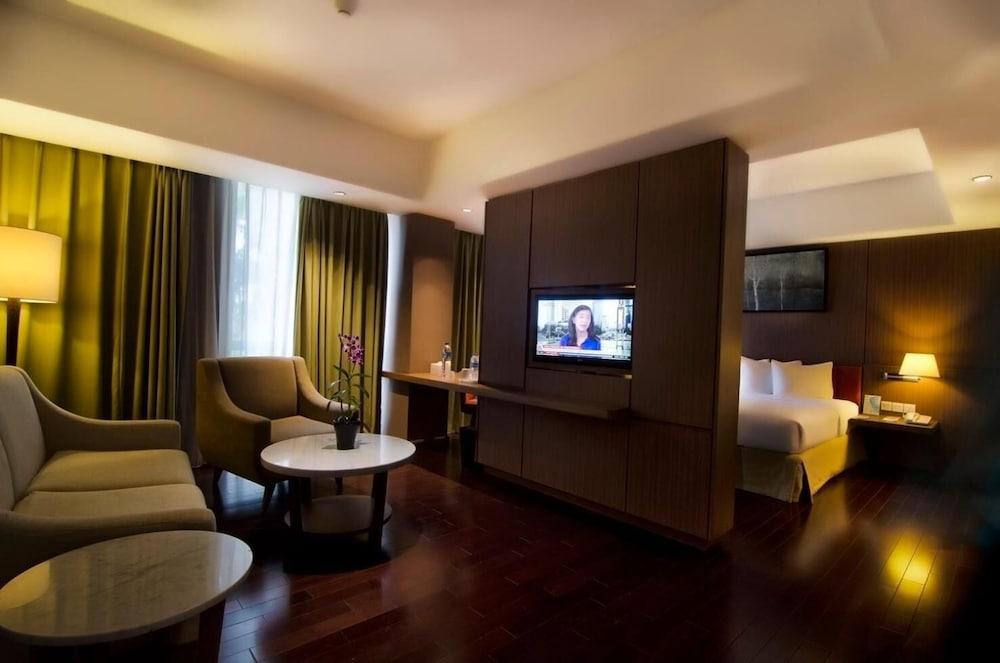 Soll Marina Hotel סרפונג מראה חיצוני תמונה