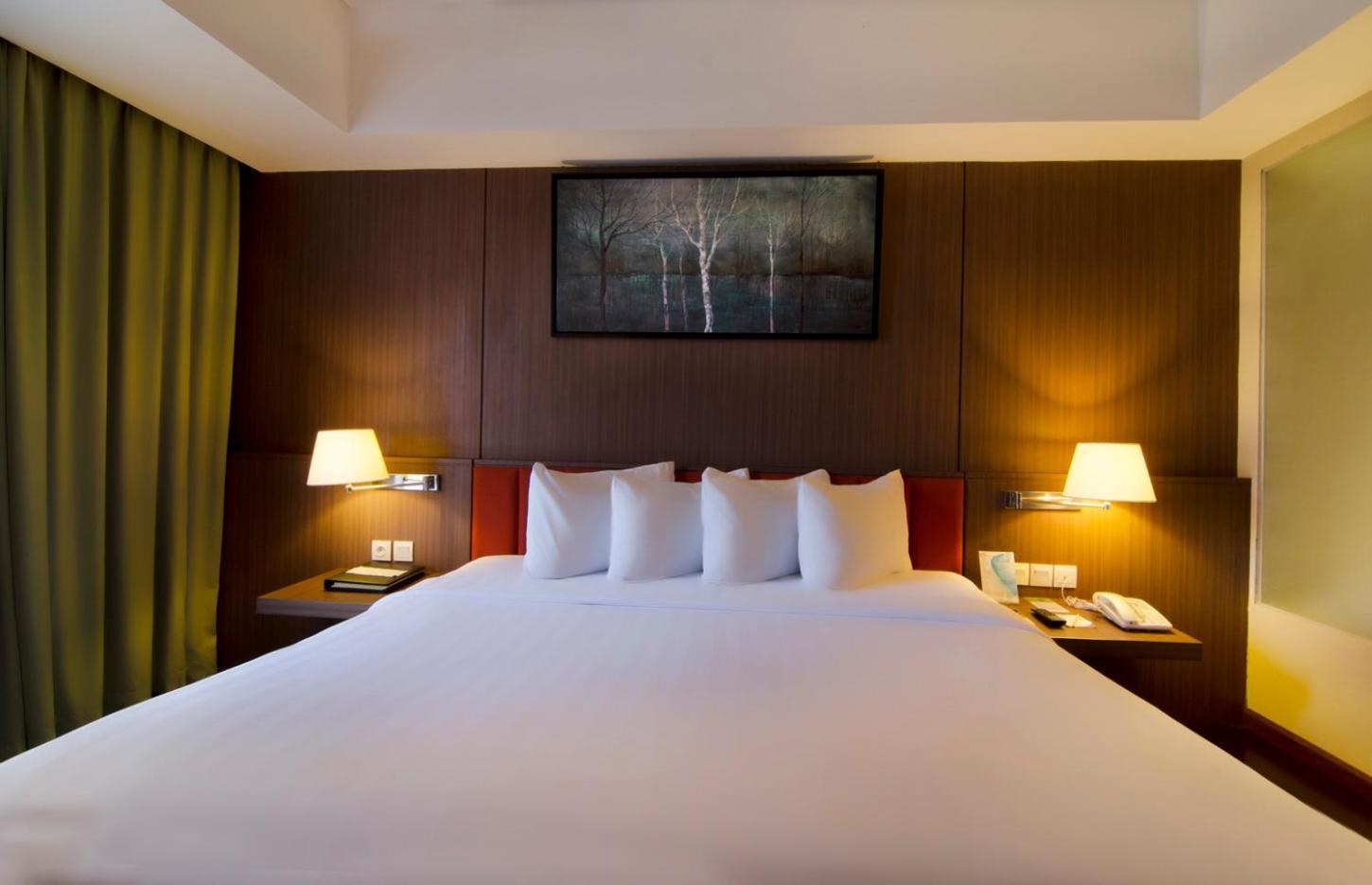 Soll Marina Hotel סרפונג מראה חיצוני תמונה