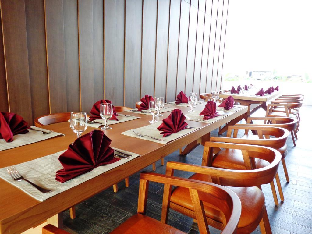 Soll Marina Hotel סרפונג מראה חיצוני תמונה
