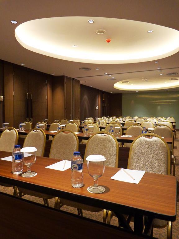Soll Marina Hotel סרפונג מראה חיצוני תמונה